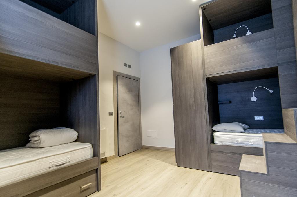 A Pousada Campione Del Garda Surf House Pieve  Exterior foto